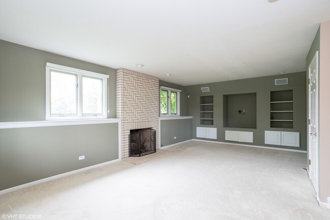 Building Photo - 1240 N Jack Pine Ct