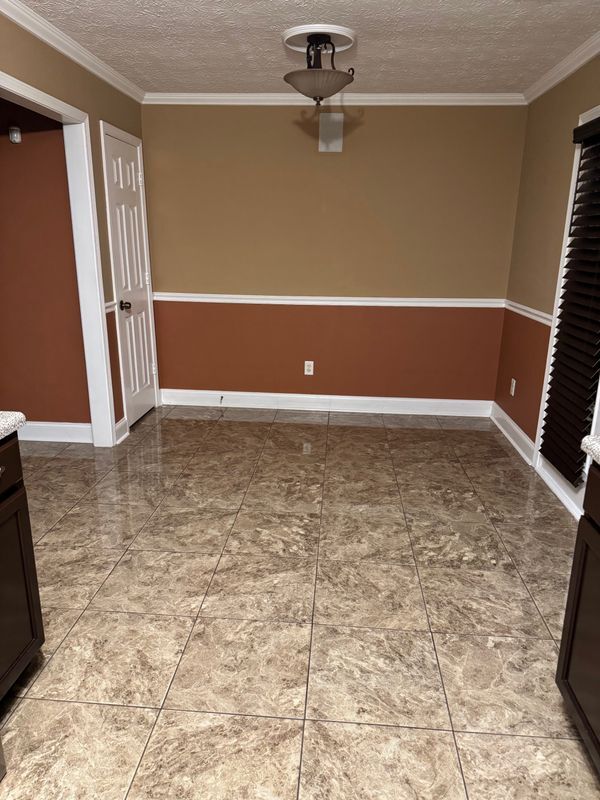 Foto del edificio - 5090 Limerick Ln