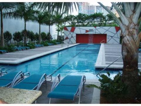 Foto del edificio - 133 NE 2nd Ave