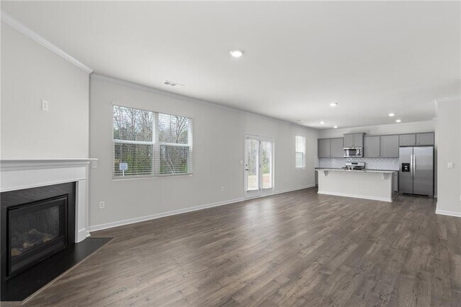 Building Photo - 5370 Swan Ln