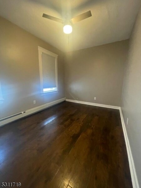 Foto del edificio - 1070 Bond St