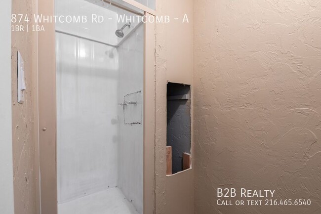 Building Photo - Charming 1-Bedroom Property in Prime Location