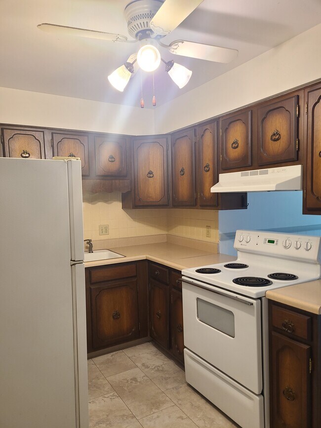 Foto del edificio - 8823 N Picture Ridge Rd