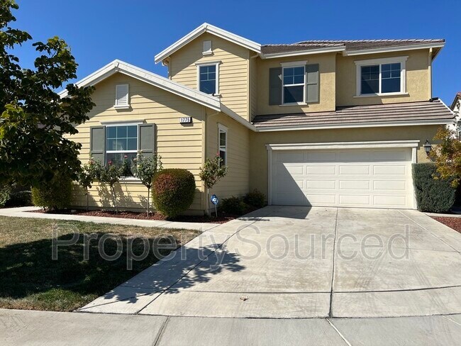 Building Photo - 1775 Hummingbird Way
