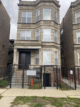 Building Photo - 3550 W 13th Pl