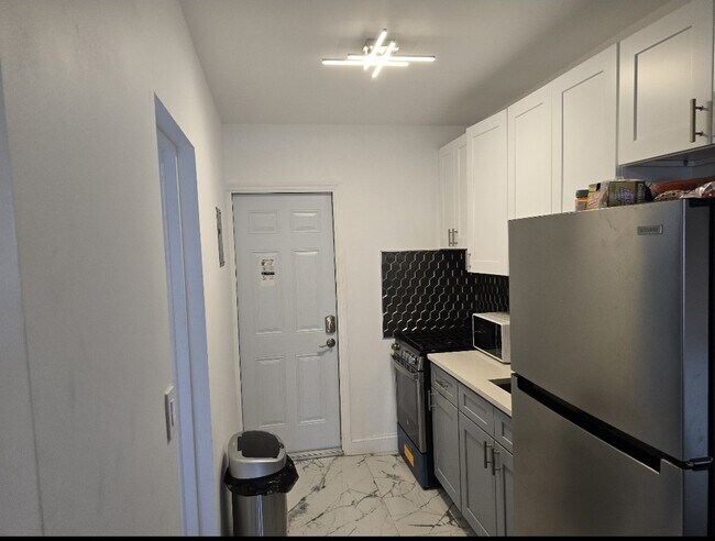 Foto del edificio - 306 NE 6th St