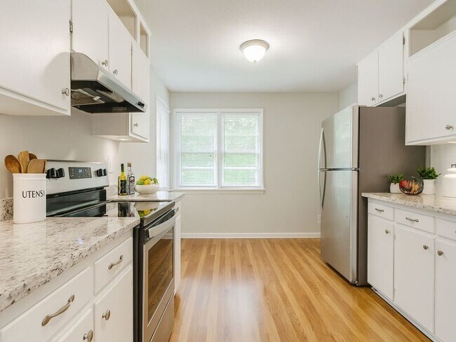 Foto del edificio - 1815 NE 55th St