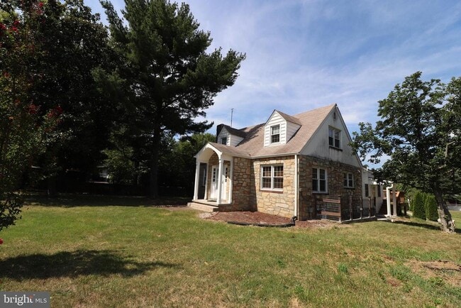 Building Photo - 4006 Buckman Rd