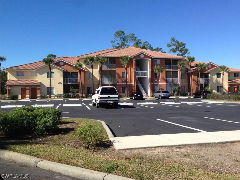 6361 Aragon Way Unit 103, Fort Myers, FL 33966 Condo for Rent in Fort