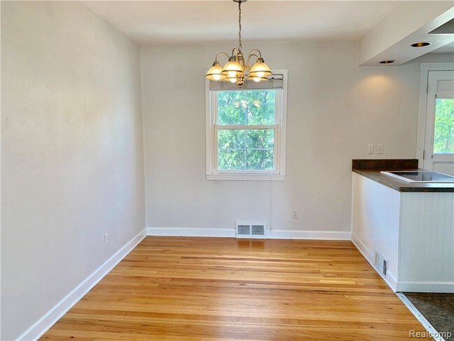 Building Photo - 754 Graefield Ct