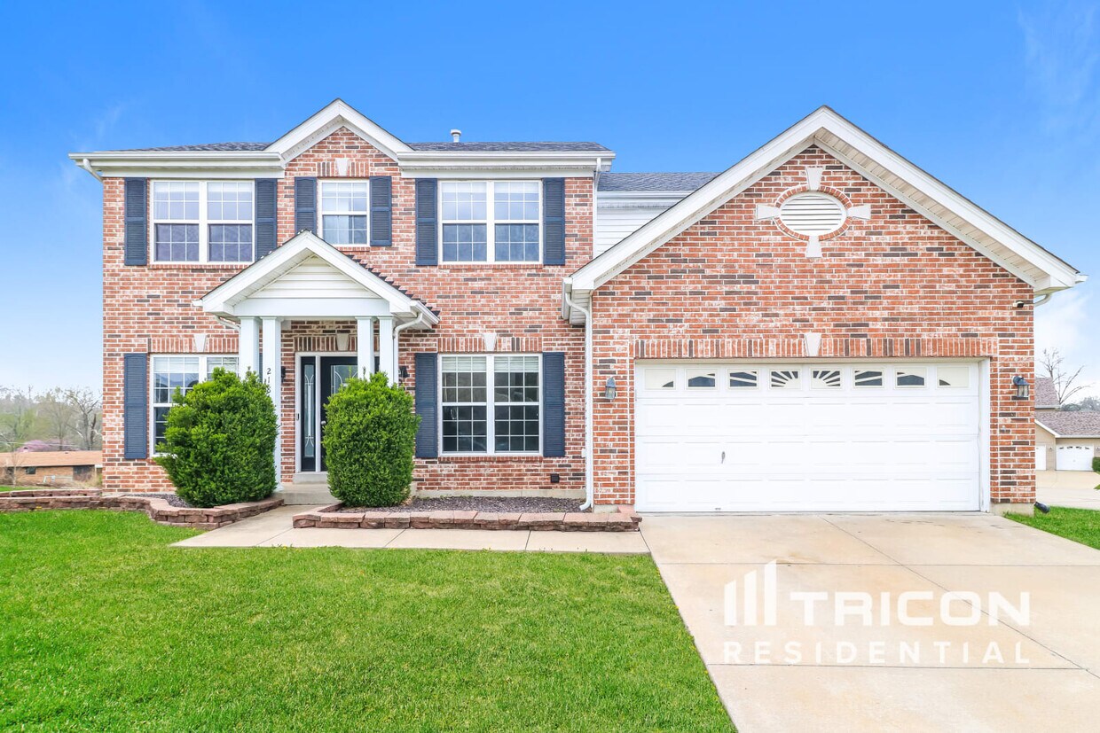 Foto principal - 218 Roxbury Dr