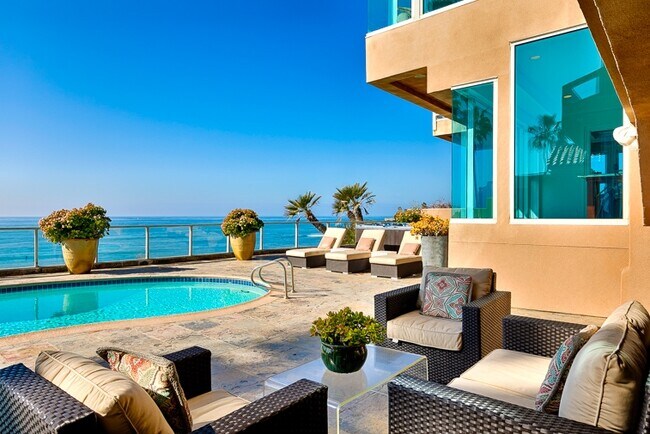 Foto del edificio - 5212 Chelsea St