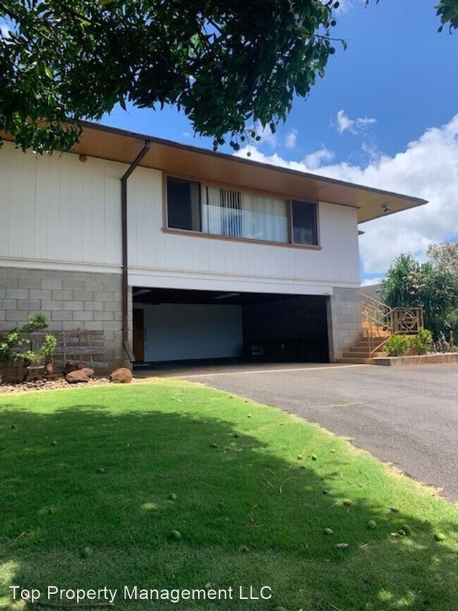 Building Photo - 99-052 Moanalua Rd