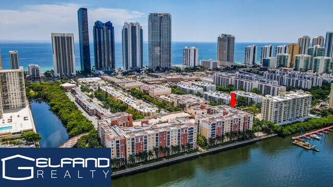 Foto del edificio - 17100 N Bay Rd