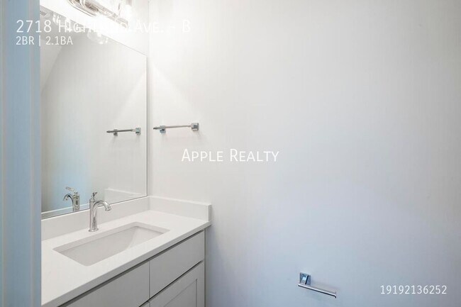 Foto del edificio - 2718 Highland Ave