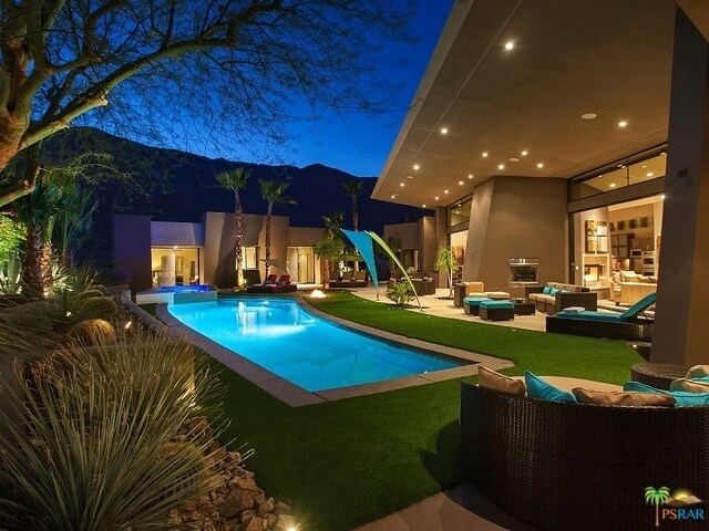 Primary Photo - 247 Neutra St