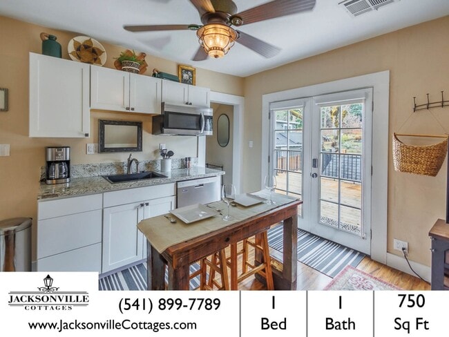 Building Photo - The Loft: Furnished Jacksonville Suite! Grand Deck with Views, King Bed $300 Utility Fee