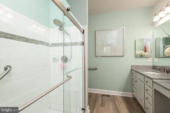 Building Photo - 858 Moorings Cir