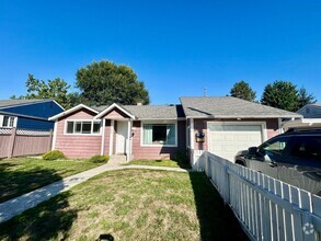 Building Photo - 9236 31st Ave SW