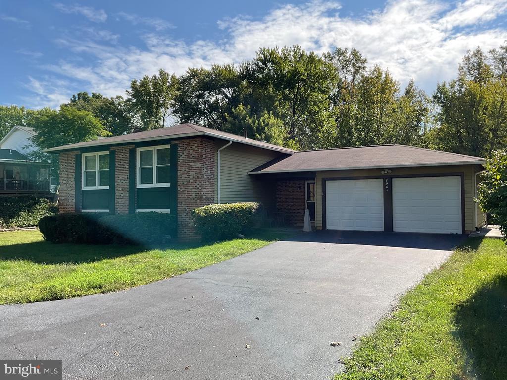 Foto principal - 8904 Grass Valley Ct