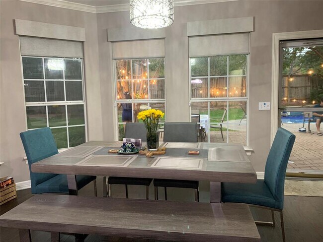 Foto del edificio - 10713 Bay Laurel Trail
