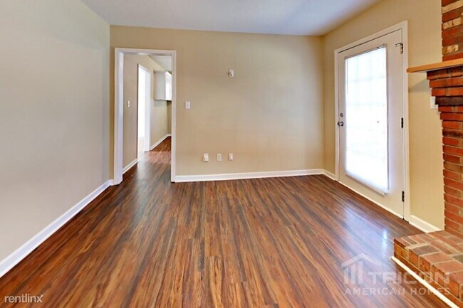 Foto del edificio - 4058 Leafmore St