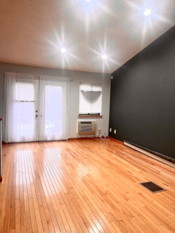 Foto del edificio - 50 Meadowlark Ln