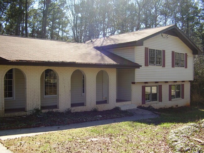 Building Photo - 4497 Leonora Dr