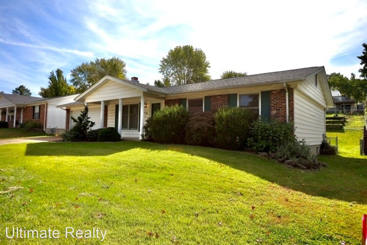 Primary Photo - 3 br, 2 bath House - 77 Bartley St.