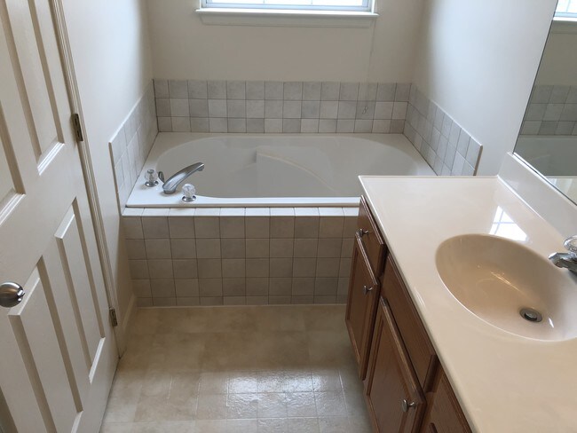 Foto del edificio - 7 Carousel Cir