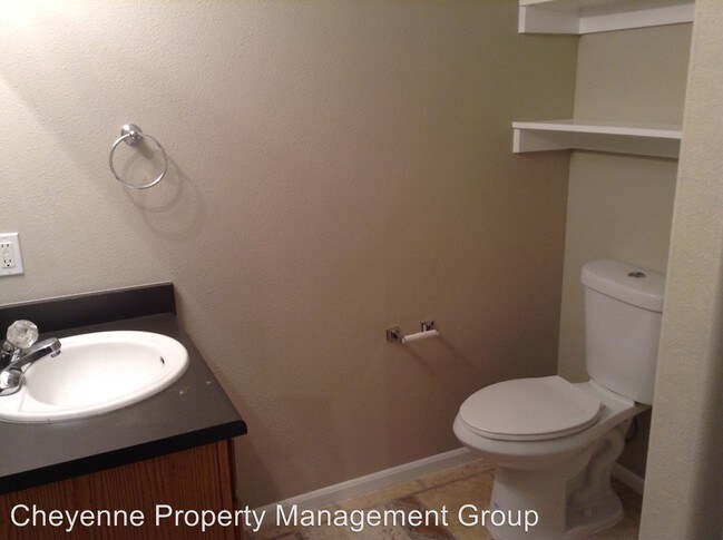 Foto del edificio - 2 br, 2 bath House - 5831 Atlantic Dr.
