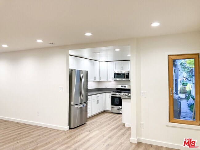 Building Photo - 1249 23rd St