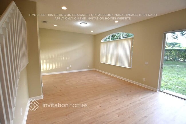 Building Photo - 7898 NW 17th Pl