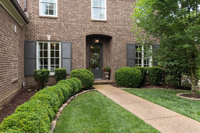 Building Photo - 209 Lyle Ct