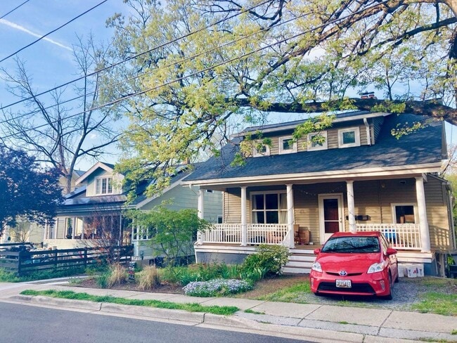 Building Photo - 6749 Eastern Ave