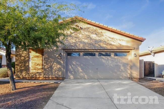 Building Photo - 13732 W Mauna Loa Ln