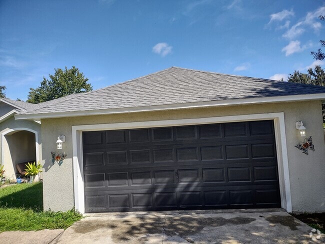 Building Photo - 620 Jaguar Ct