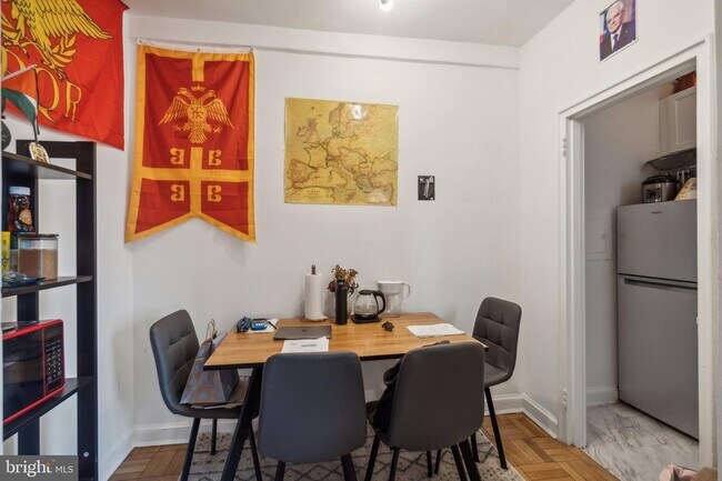 Foto del edificio - 1010 25th St NW