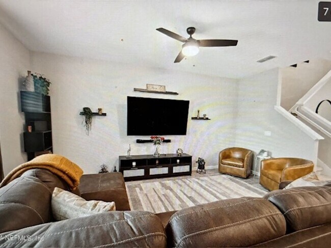 Foto del edificio - 357 Boracay Cir