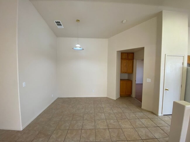 Foto del edificio - Great 3 bedroom/2 bathroom home in Henderson