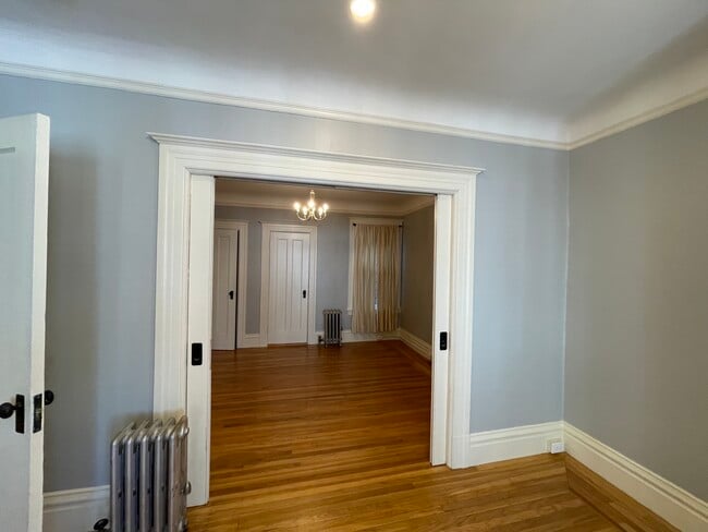Building Photo - 1130 Leavenworth St