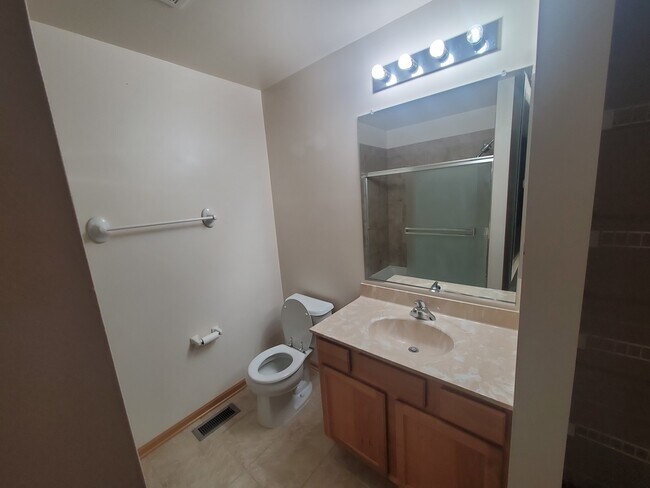 Building Photo - 2705 Kendall Crossing