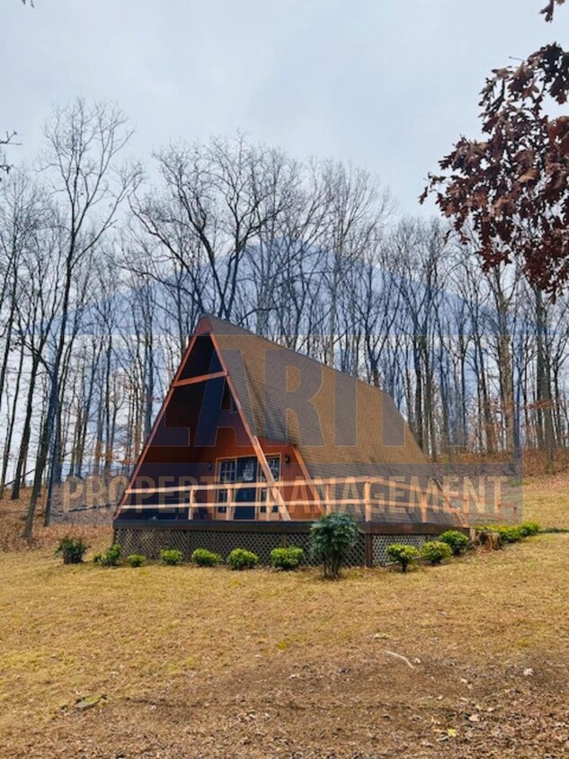 Primary Photo - Adorable A-Frame home!