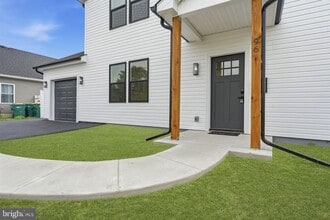 Building Photo - 96 Elderberry Dr