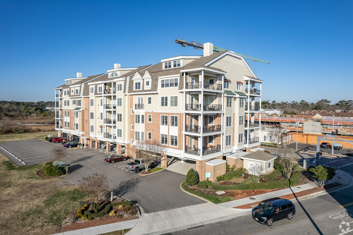 Primary Photo - Old Beach Condominiums