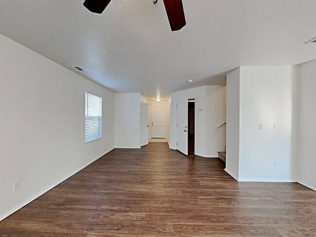 Building Photo - 6603 S Acacia Street