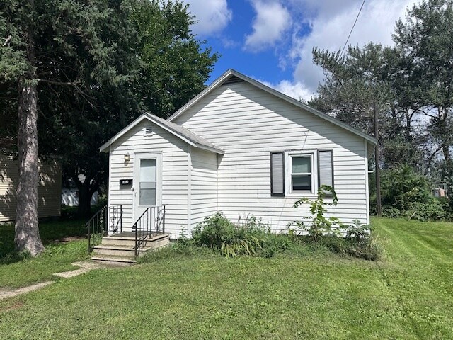 Primary Photo - 1312-1311 11th Ave NW