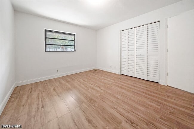 Building Photo - 5078 Amber Ln