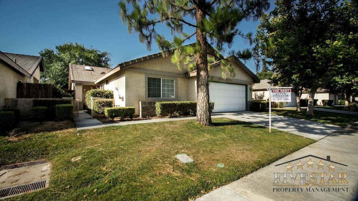 Primary Photo - 7413 Stone Breakers Ave