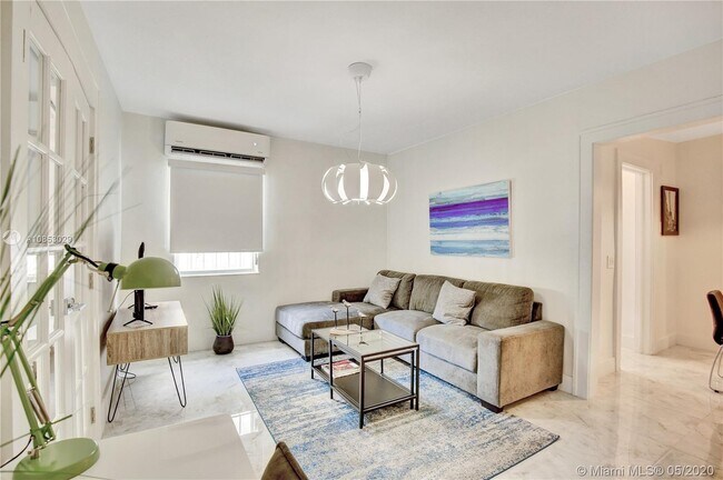 Foto del edificio - 174 NE 47th St